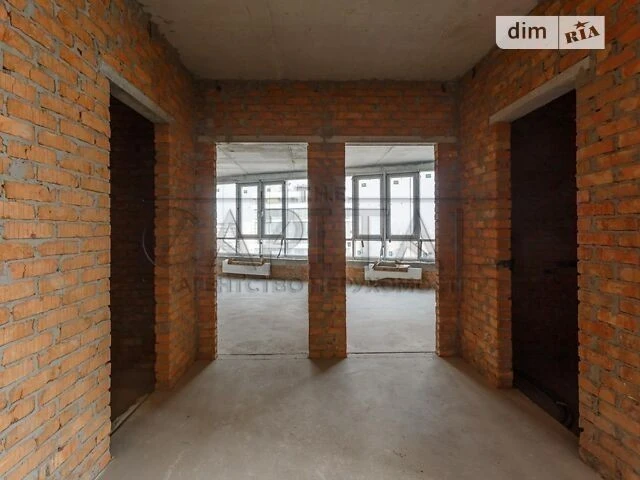For sale 4-room apartment 175 sq. m. on Vasylkivska Street 1 • ID 34