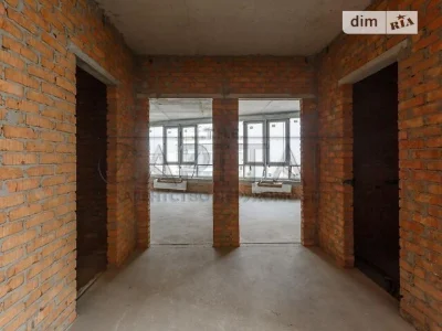 For sale 4-room apartment 175 sq. m. on Vasylkivska Street 1 • ID 34
