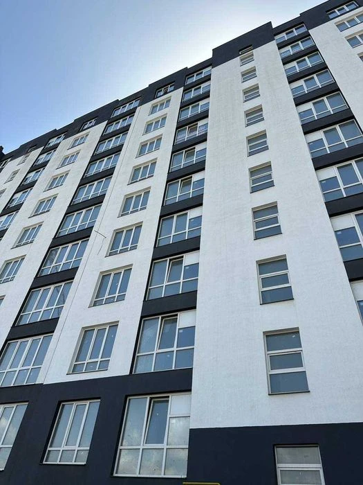 Продаж квартири на 6 поверсі, розтермінування, Чорновола
