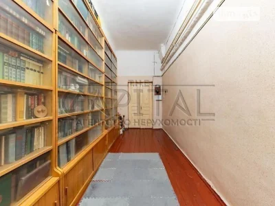Продаж 4к квартири 139 кв. м на вул. Євгена Чикаленка 25 • I