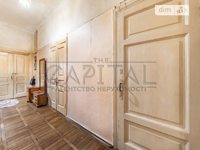Продаж 4к квартири 139 кв. м на вул. Євгена Чикаленка 25 • I