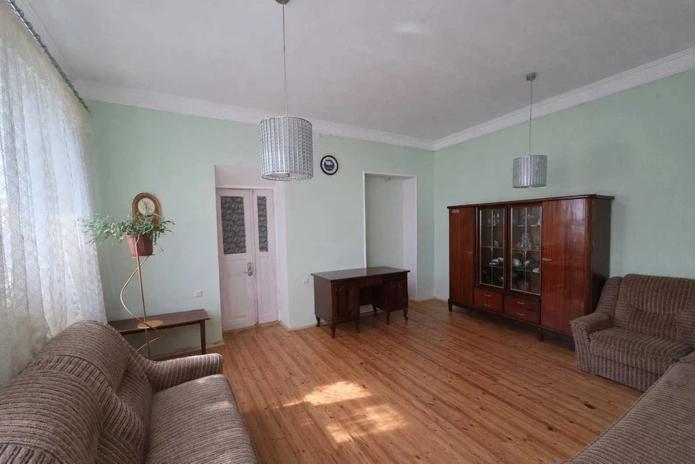 Detached house with a plot of 5 acres for sale, Cheremkhy, dock