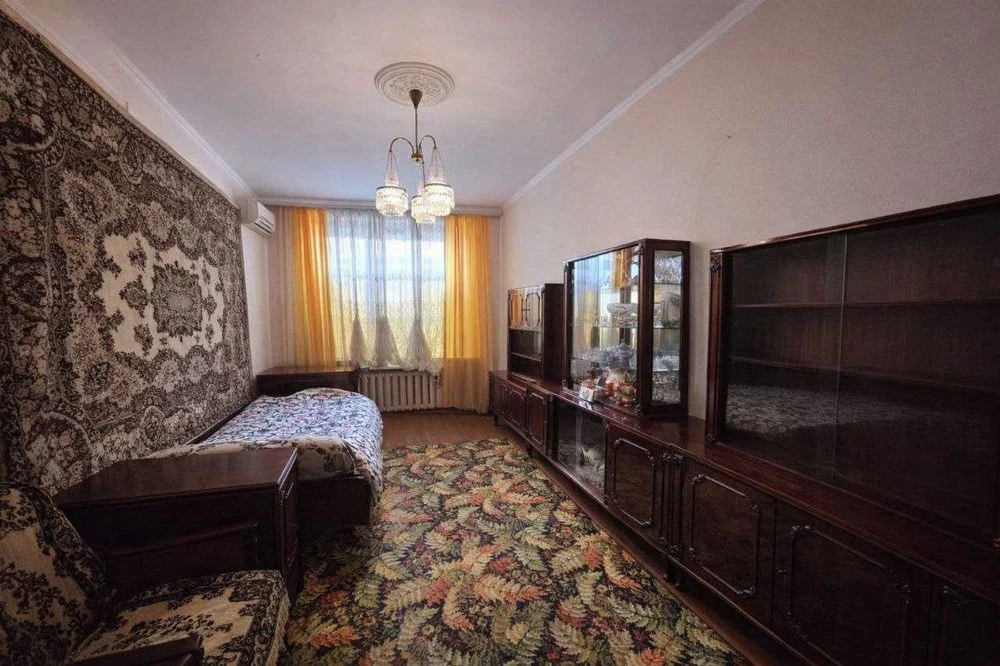 Detached house with a plot of 5 acres for sale, Cheremkhy, dock