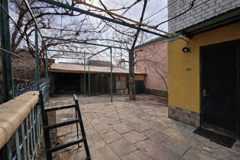Detached house with a plot of 5 acres for sale, Cheremkhy, dock