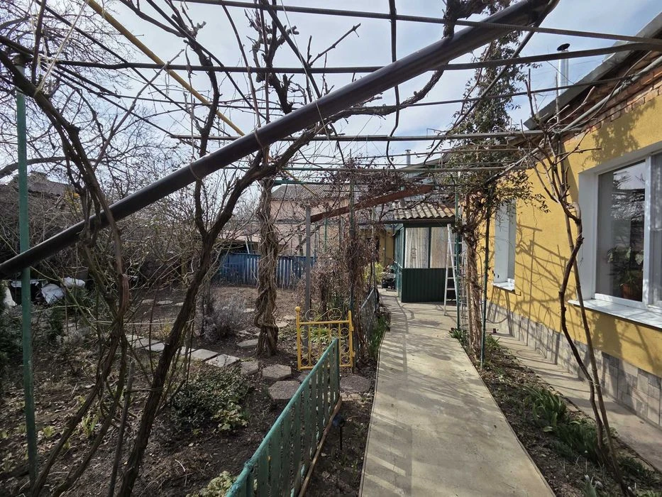 Detached house with a plot of 5 acres for sale, Cheremkhy, dock