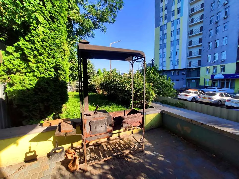 Apartment. Kyiv, Svitlytskoho St., (House)