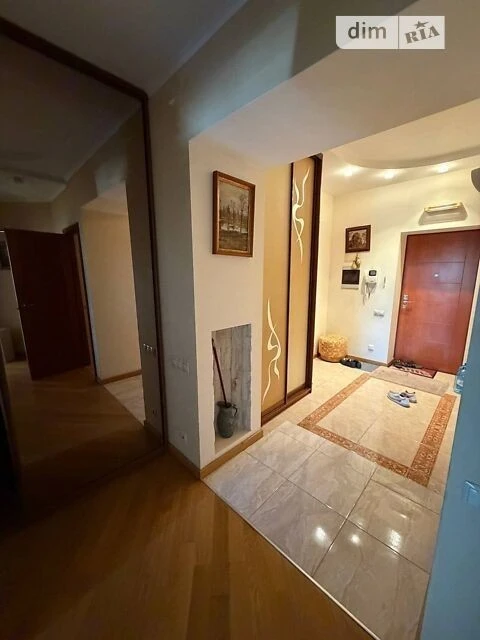 Sale of 2-room apartment 100.9 sq. m. on Gusovskogo str. 11/11 • I