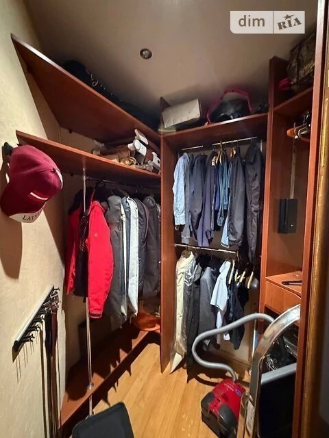 Sale of 2-room apartment 100.9 sq. m. on Gusovskogo str. 11/11 • I