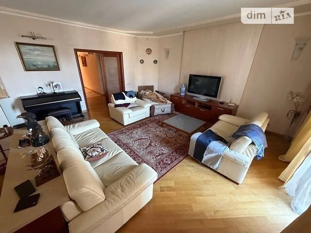 Sale of 2-room apartment 100.9 sq. m. on Gusovskogo str. 11/11 • I