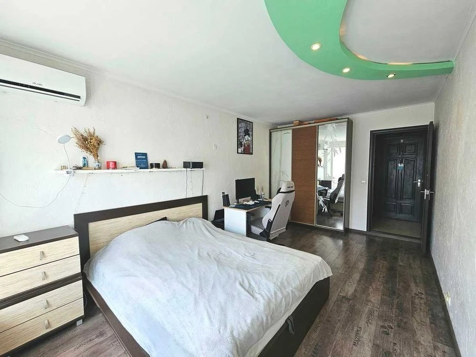 Rudenko Mykola Blvd. (formerly Koltsova Blvd.), 18a! 1 room 34