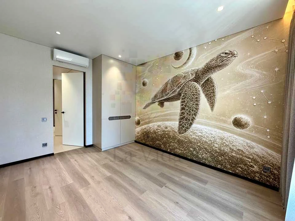 Apartment. Kyiv, Salyutna St., (Building 03801-03901)