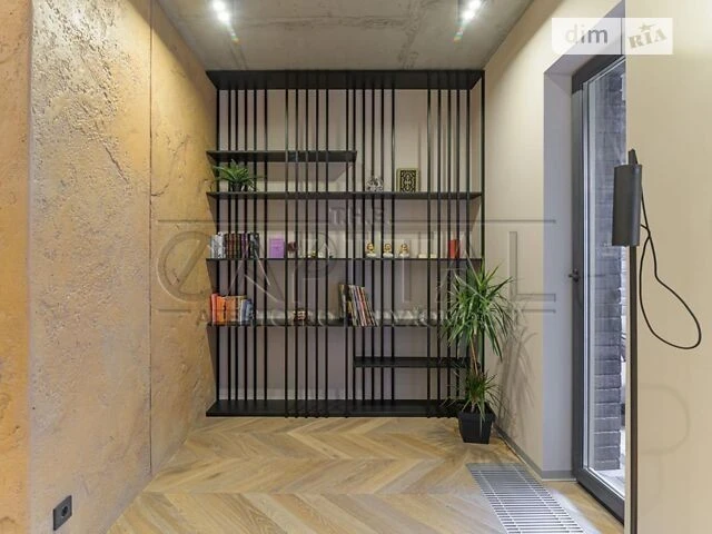 Sale of 2-room apartment 74 sq. m on Naberezhno-Rybalskaya street