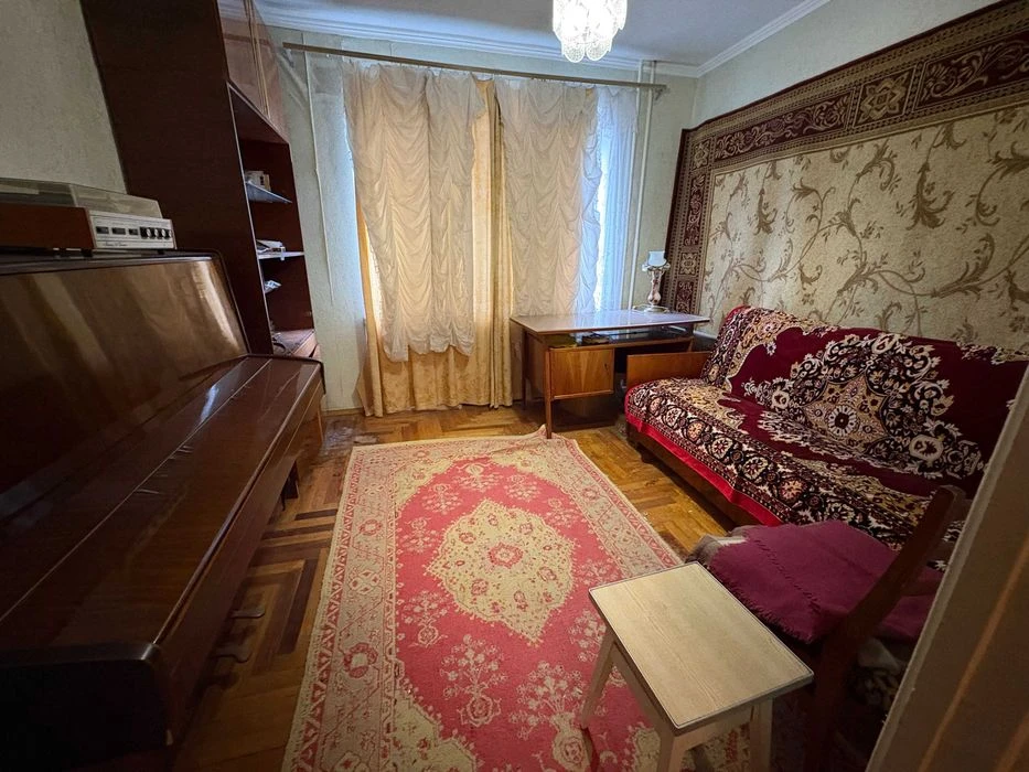 Certificate! 3-room apartment for sale / Right Bank / Ki