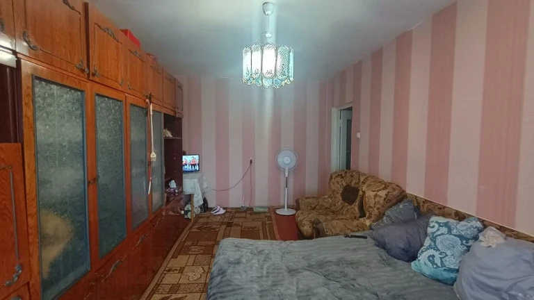 Продам 2х кімнатну квартиру на Крошні,маліковський  проект