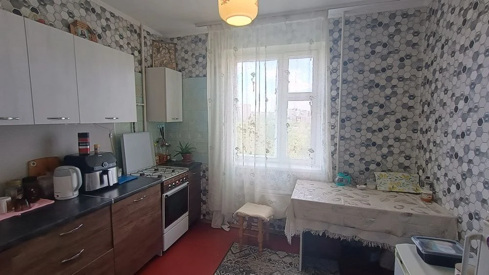 Продам 2х кімнатну квартиру на Крошні,маліковський  проект