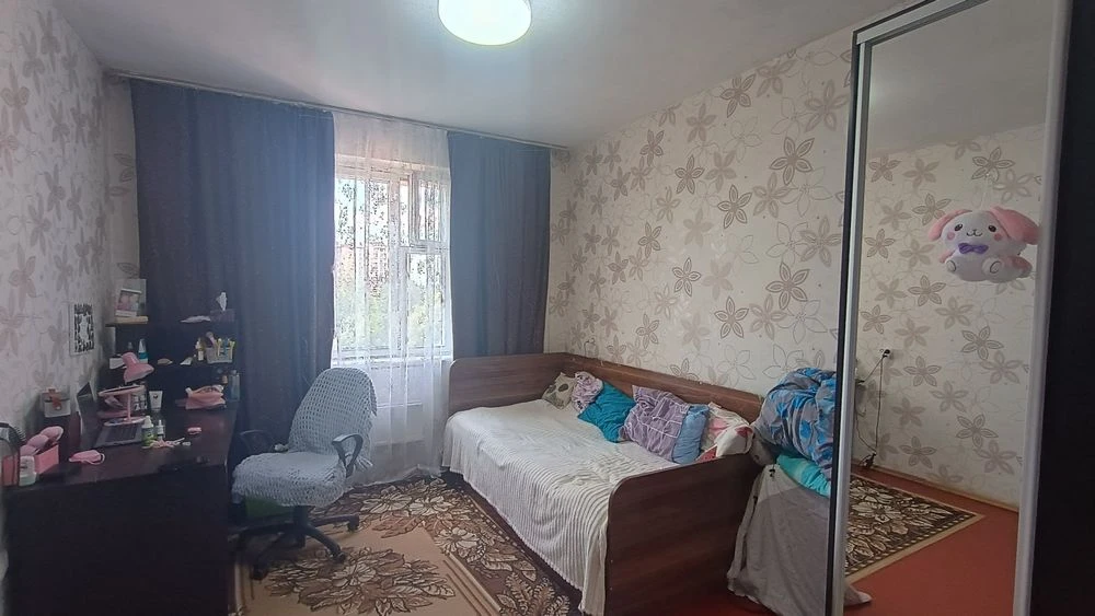Продам 2х кімнатну квартиру на Крошні,маліковський  проект