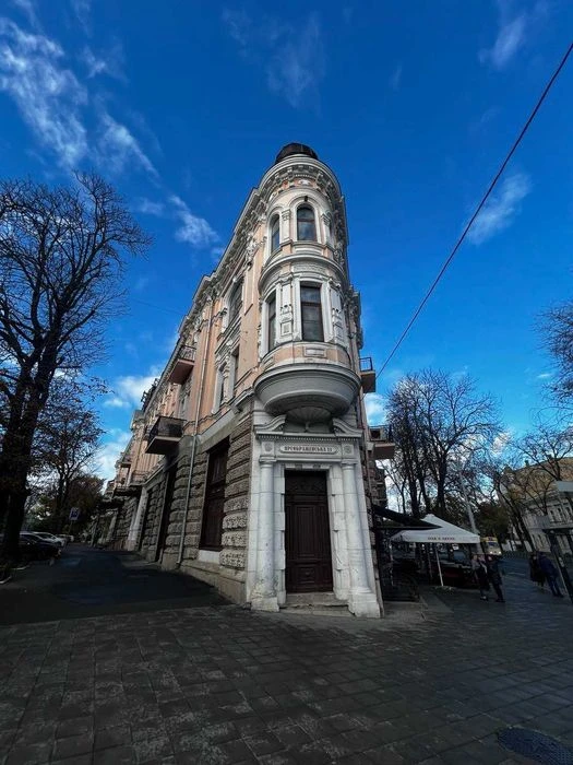 Шикарная квартира под ремонт 480 кв.м на ул.Преображенская