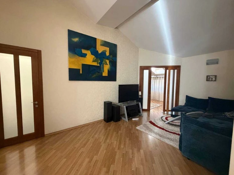 I will sell a 3k apartment in the center of Dnipro. Residential complex Sozidatel.