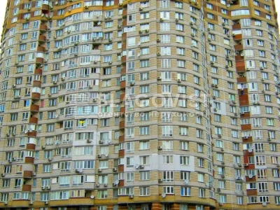 Apartment. Kyiv, Petra Hryhorenka Avenue.
