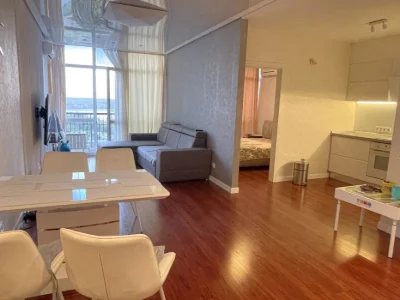 Panoramic 3-room apartment with a view of the Dnieper and Khortytsia |