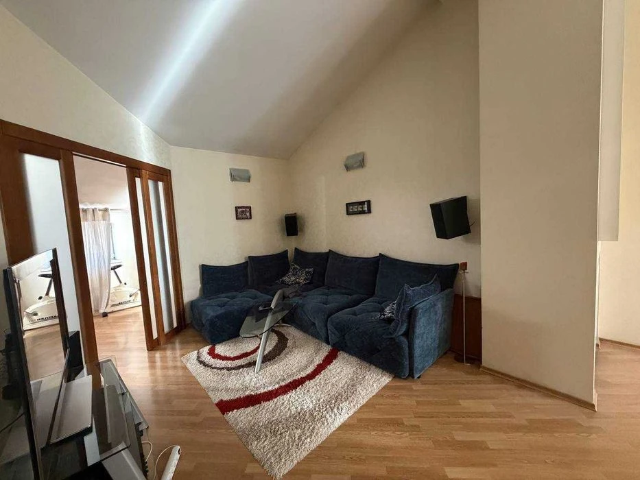 I will sell a 3k apartment in the center of Dnipro. Residential complex Sozidatel.