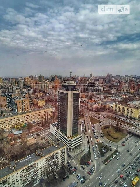 Sale of 4-room apartment 154 sq. m on Beresteyskyi Avenue 11 • ID