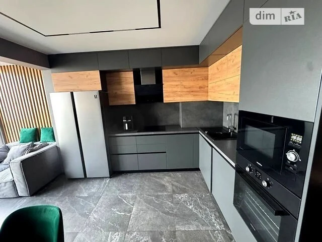 For sale 2-room apartment 78.1 sq. m. on Revutskoho St. 54 • ID 345