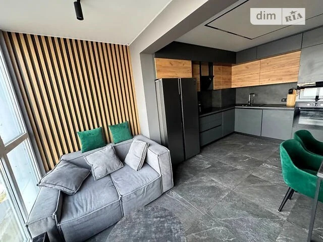 For sale 2-room apartment 78.1 sq. m. on Revutskoho St. 54 • ID 345