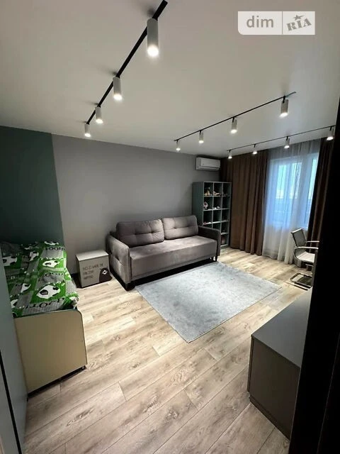 For sale 2-room apartment 78.1 sq. m. on Revutskoho St. 54 • ID 345