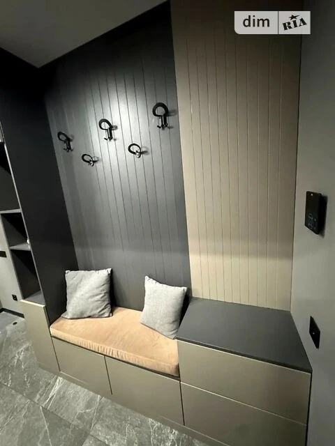 For sale 2-room apartment 78.1 sq. m. on Revutskoho St. 54 • ID 345