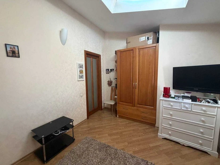 I will sell a 3k apartment in the center of Dnipro. Residential complex Sozidatel.