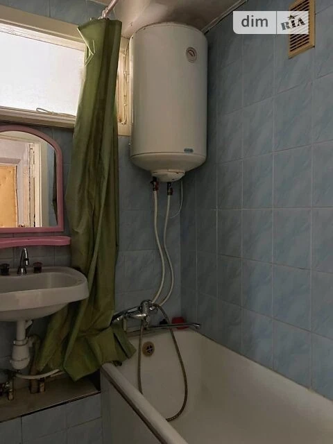 Sale of 2-room apartment 44 sq. m. on Akademika Zabolotnogo St. 13