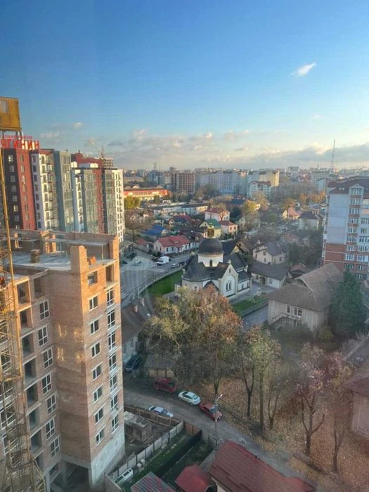 3кімнатна квартира з терасою! З виглядом на місто та гори