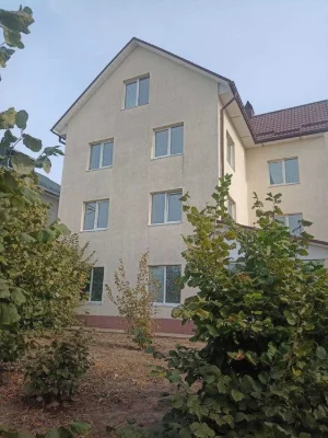 Дім в чудовому тихому місці центра поблизу пляжа