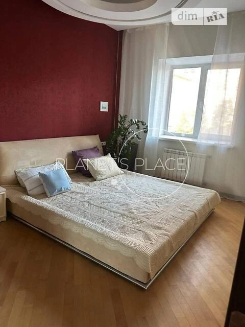Sale of 2-room apartment 76 m², Vyacheslav Chernovola str.,