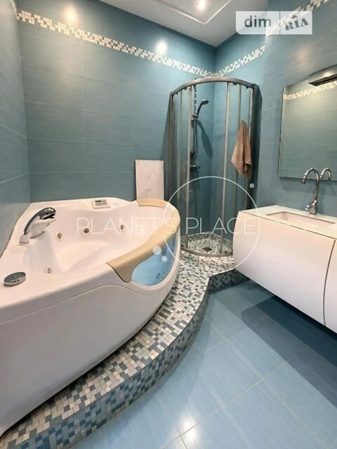 Sale of 2-room apartment 76 m², Vyacheslav Chernovola str.,