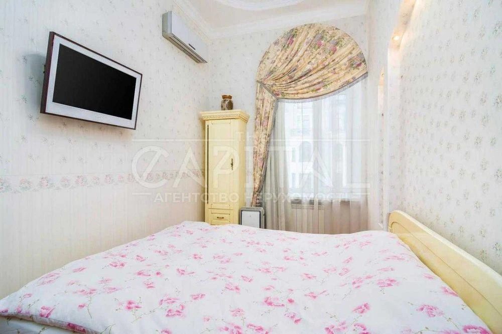 Продаж квартири, вул. Саксаганського, Царський будинок