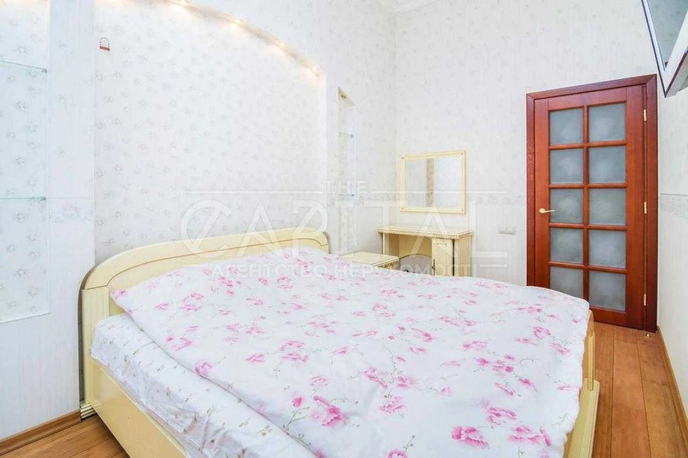 Продаж квартири, вул. Саксаганського, Царський будинок