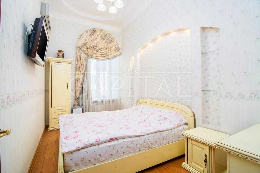 Продаж квартири, вул. Саксаганського, Царський будинок