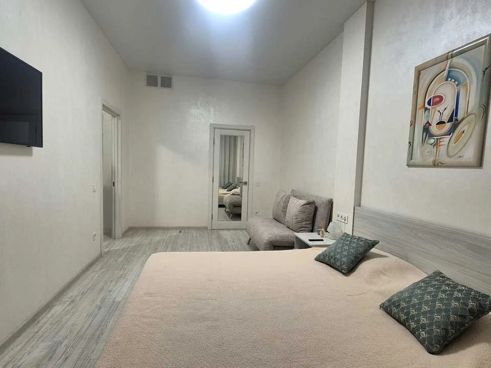 Apartment. Odesa, Velyka Arnautska St.