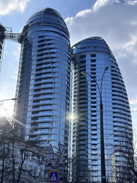 3к 122м видова в преміум ЖК Taryan Towers Печерськ Іоана Пав