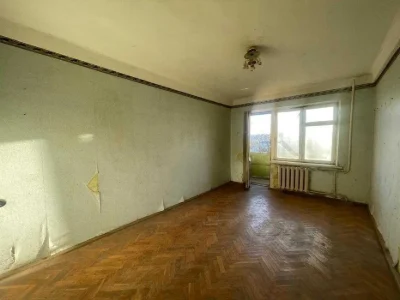 Продам 2 ком. 46 м2, Харьковское шоссе, 21/1, Дарницкий р-н,