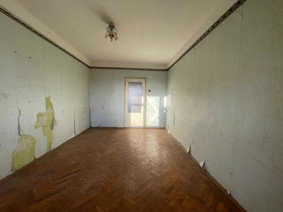 Продам 2 ком. 46 м2, Харьковское шоссе, 21/1, Дарницкий р-н,