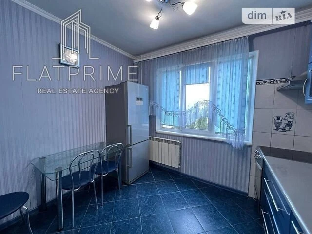 Sale of 1-room apartment 36 sq. m. on Akademika Zabolotnogo St. 32