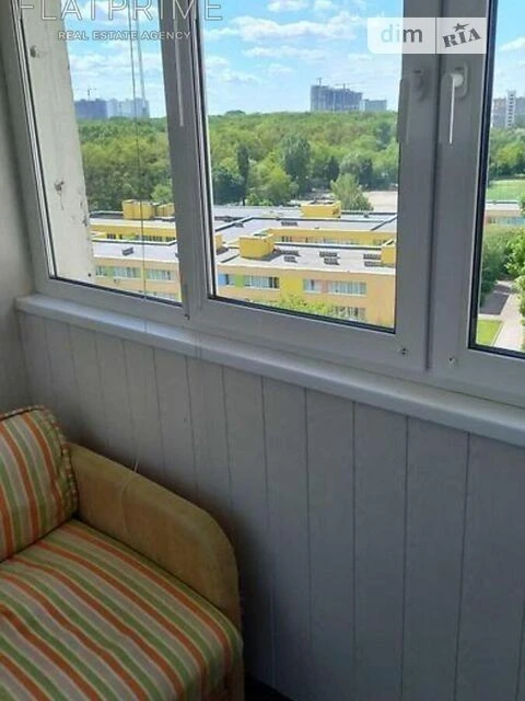 Sale of 1-room apartment 36 sq. m. on Akademika Zabolotnogo St. 32