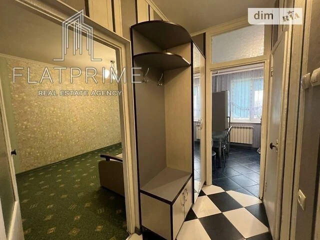 Sale of 1-room apartment 36 sq. m. on Akademika Zabolotnogo St. 32