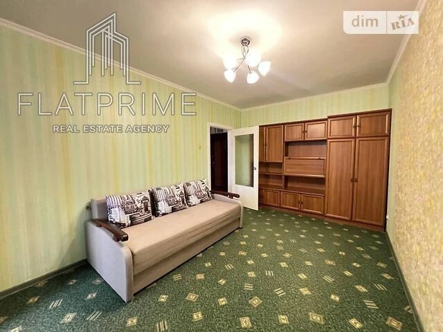 Sale of 1-room apartment 36 sq. m. on Akademika Zabolotnogo St. 32
