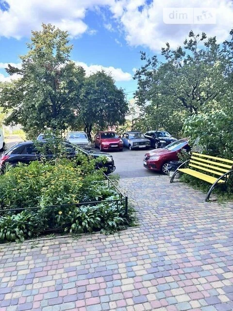 Sale of 2-room apartment 55.6 sq. m on European Union Avenue