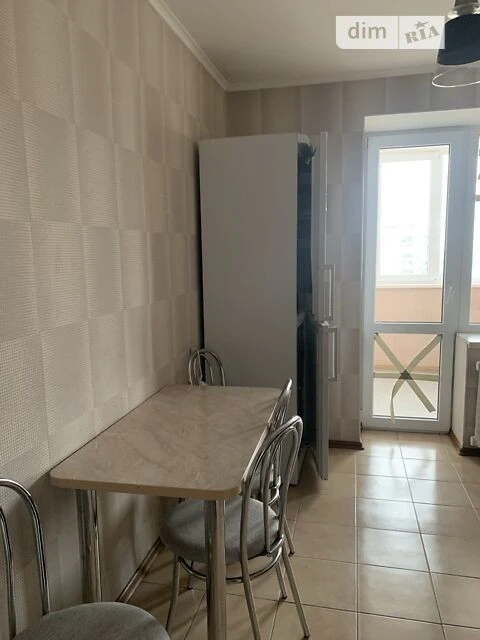 Sale of 1-room apartment 36.6 sq. m. on Borispolska Street 32 • ID