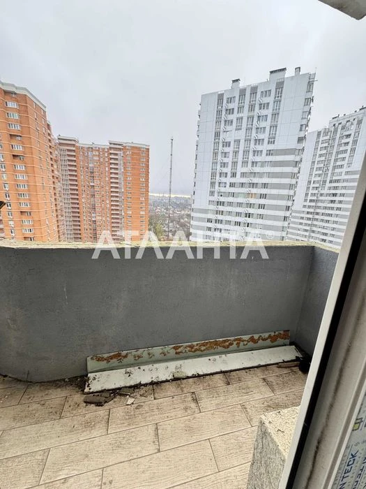 В продаже смарт-квартира с ремонтом и мебелью на Таирово.